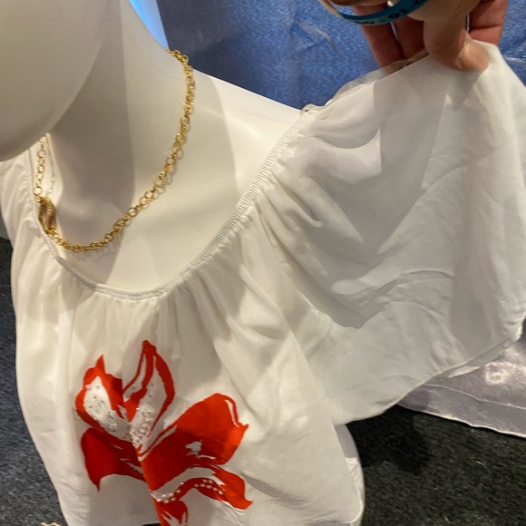 Off the shoulder blouse - Picture 3 of 10